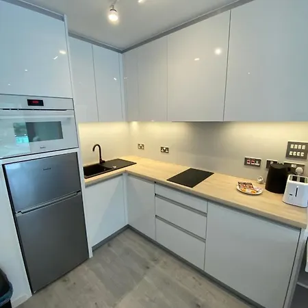 Apartment Modern At The Hub Gibraltar